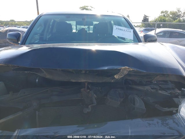 3TMCZ5AN1HM083330 Toyota Tacoma Sr V6
