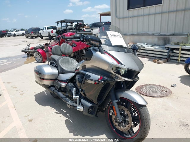 2018 YAMAHA XV1900 JYAVP39Y1JA000477