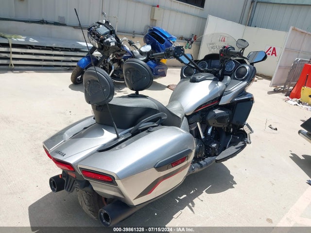 2018 YAMAHA XV1900 JYAVP39Y1JA000477 Photo 3
