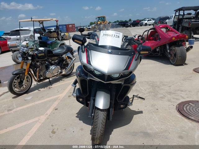 2018 YAMAHA XV1900 JYAVP39Y1JA000477 Photo 4