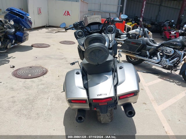 2018 YAMAHA XV1900 JYAVP39Y1JA000477 Photo 5