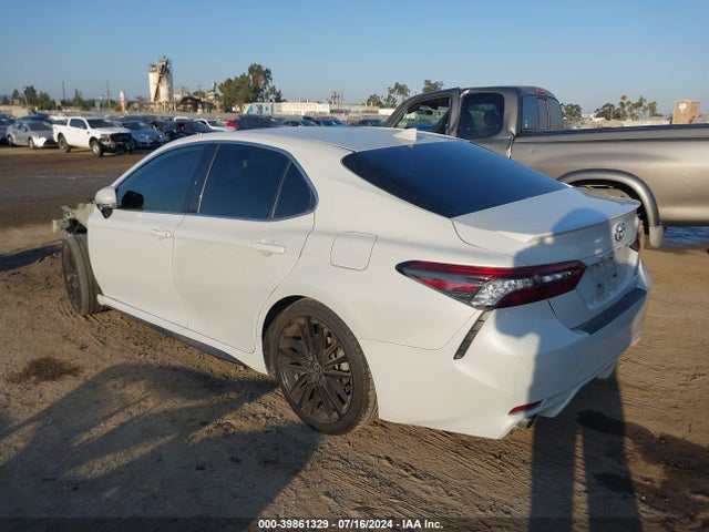 Toyota CAMRY XSE 2022 4T1K61AK0NU024601 Image 3