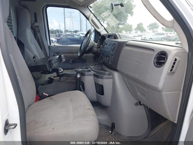 Ford E-250 Commercial 2014 1FTNE2EW5EDA62817 Image 5