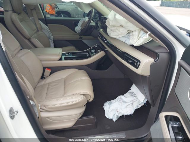 5LM5J7XC4LGL20373 Lincoln Aviator Reserve