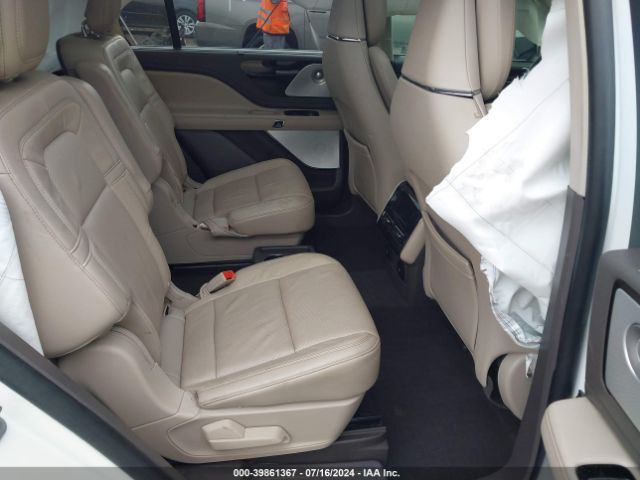 5LM5J7XC4LGL20373 Lincoln Aviator Reserve