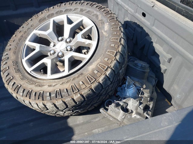 1GTP6CE16H1188173 GMC CANYON SLE
