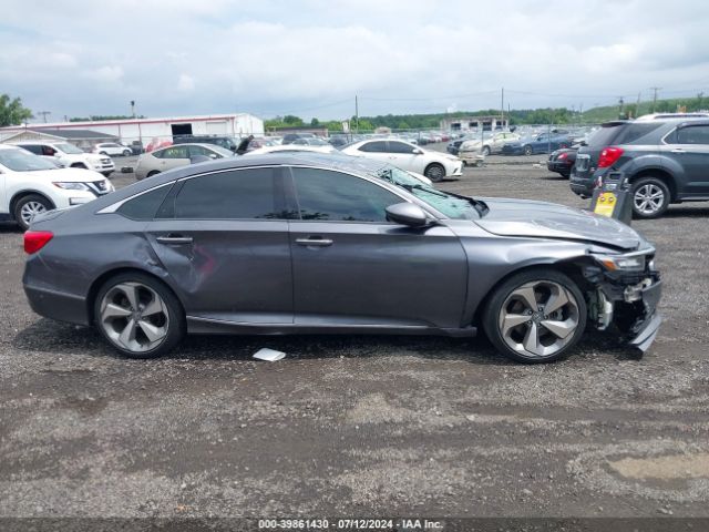 1HGCV2F97JA040671 Honda Accord Touring 2.0t