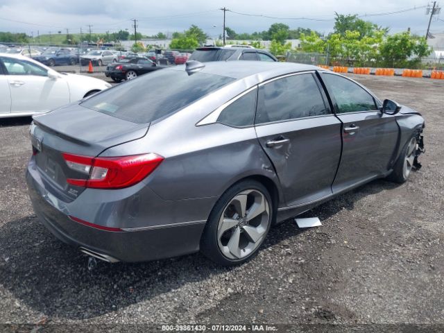 1HGCV2F97JA040671 Honda Accord Touring 2.0t