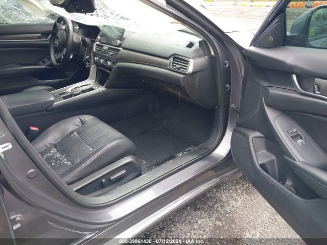 1HGCV2F97JA040671 Honda Accord Touring 2.0t