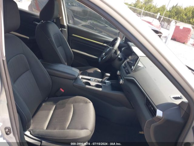 1N4BL4DV9NN308247 Nissan Altima Sv Fwd
