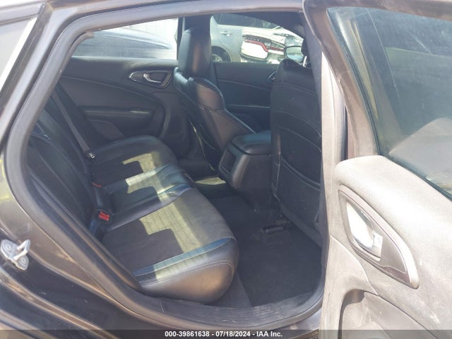 Chrysler 200 S 2015 1C3CCCBB4FN534087 Image 8