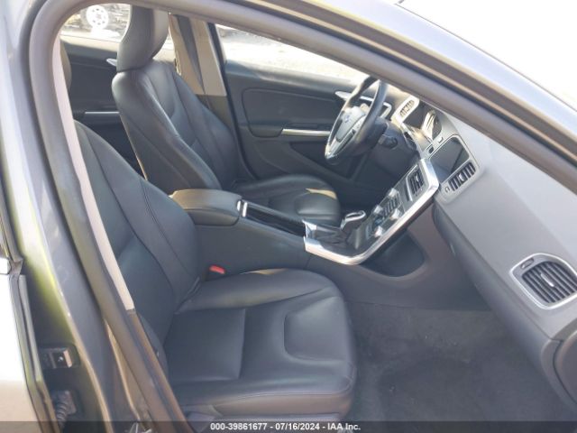 YV126MFK9G2394792 Volvo S60 T5 Drive-e Premier