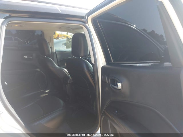3C4NJCCB8KT743271 Jeep Compass Limited Fwd