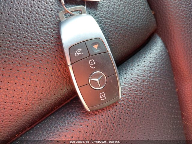 WDC0G8DB3LF724671 Mercedes-Benz GLC 300