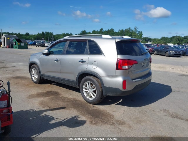 KIA SORENTO LX 2014 5XYKTDA6XEG448595 Image 3