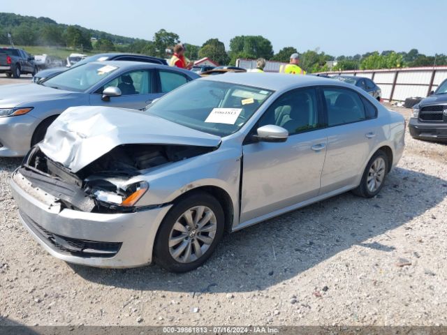 1VWAT7A38FC044975 Volkswagen Passat 1.8t Wolfsburg Edition
