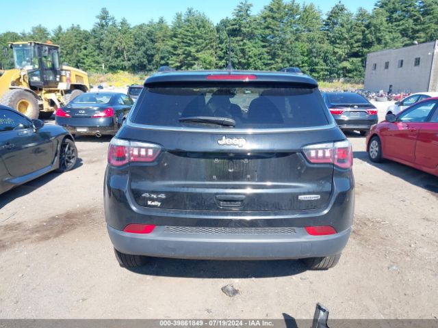 3C4NJDBB0KT647206 Jeep Compass Latitude 4x4
