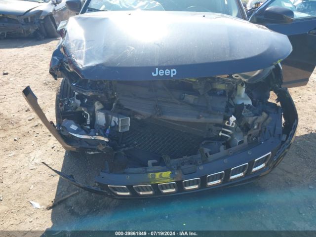 3C4NJDBB0KT647206 Jeep Compass Latitude 4x4