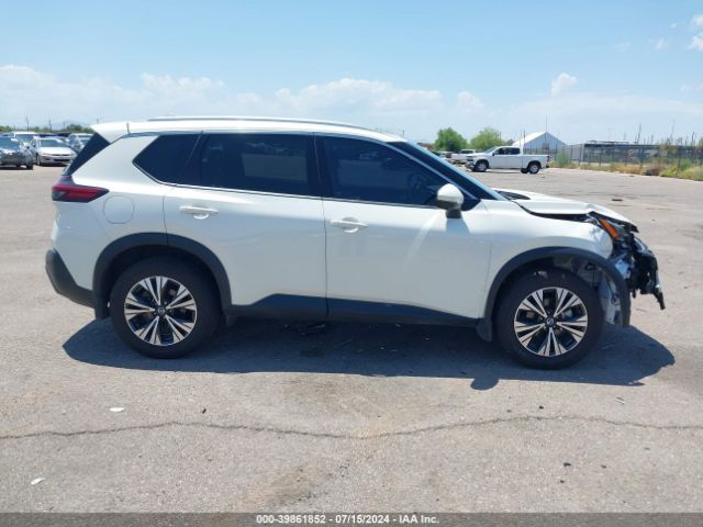 JN8AT3BA4MW018320 Nissan Rogue Sv Fwd