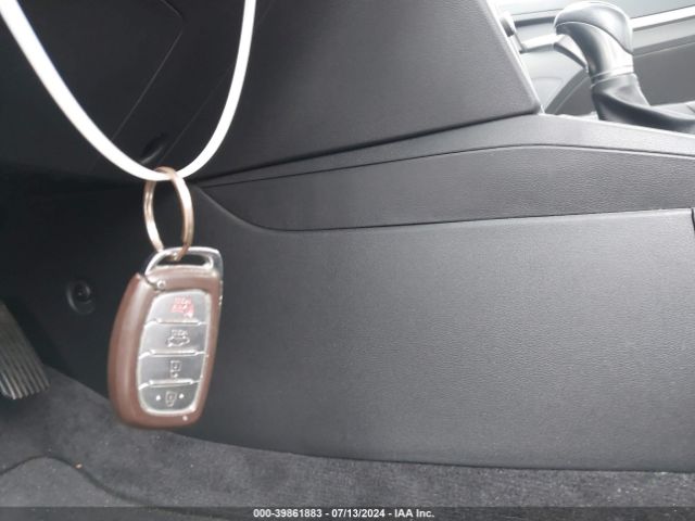 5NPD84LF3HH180123 Hyundai Elantra Value Edition