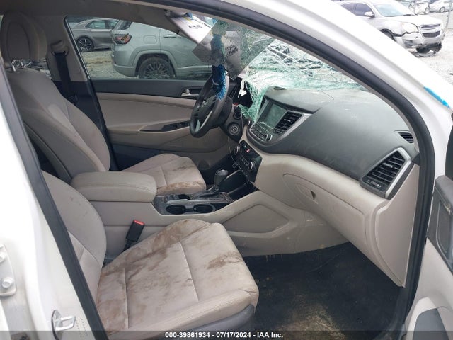 Hyundai TUCSON SEL 2018 KM8J3CA40JU743049 Image 5