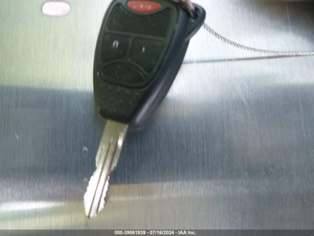 1C4NJPFBXGD584317 Jeep Patriot Latitude