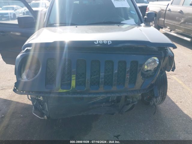 1C4NJPFBXGD584317 Jeep Patriot Latitude