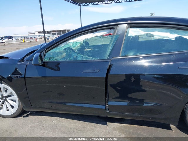 Tesla Model 3 Rear-wheel Drive 2022 5YJ3E1EA3NF291172 Image 13