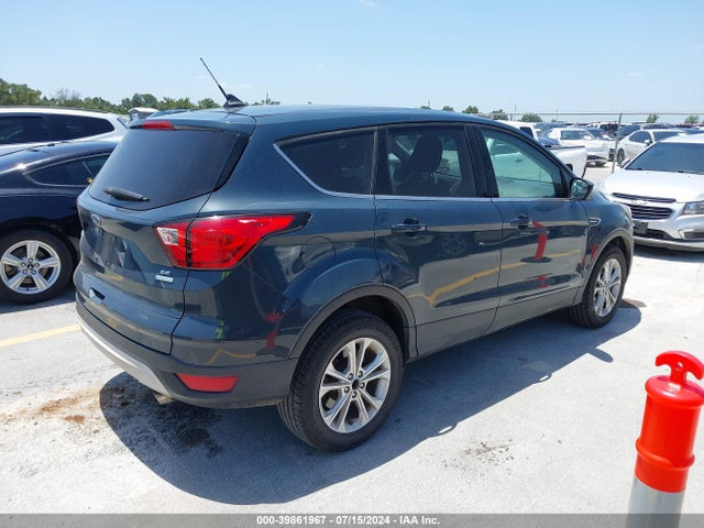 Ford ESCAPE SE 2019 1FMCU0GD6KUB34772 Image 4