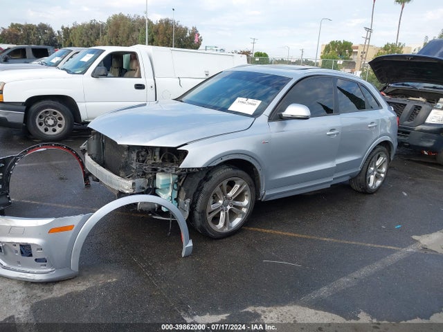 WA1BCCFSXJR025988 Audi Q3 2.0t Premium/2.0t Sport Premium
