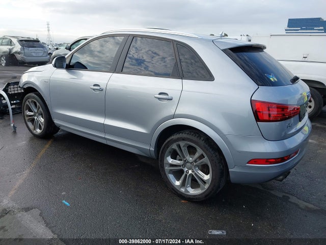 WA1BCCFSXJR025988 Audi Q3 2.0t Premium/2.0t Sport Premium