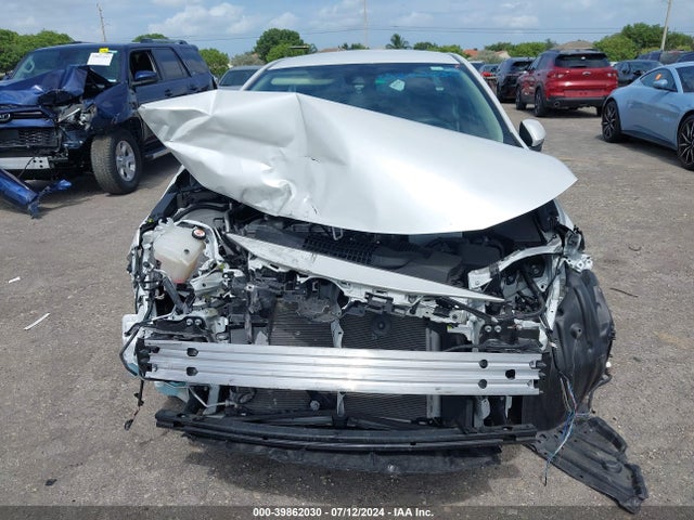 Toyota COROLLA LE 2022 5YFEPMAE4NP288296 Image 13