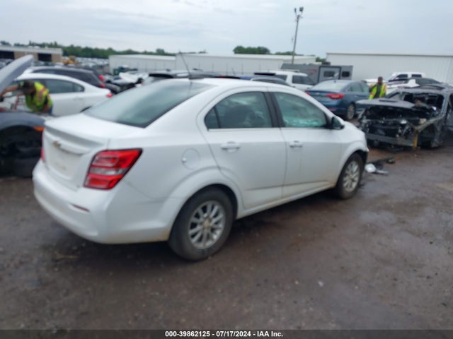 Chevrolet Sonic Lt Auto 2019 1G1JD5SB7K4146162 Image 4