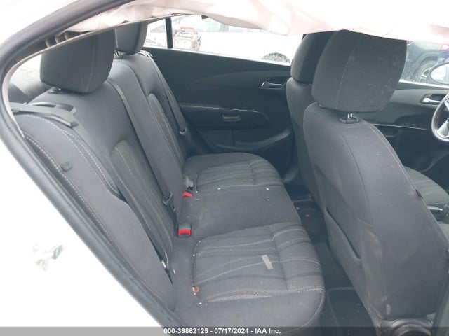 Chevrolet Sonic Lt Auto 2019 1G1JD5SB7K4146162 Image 8