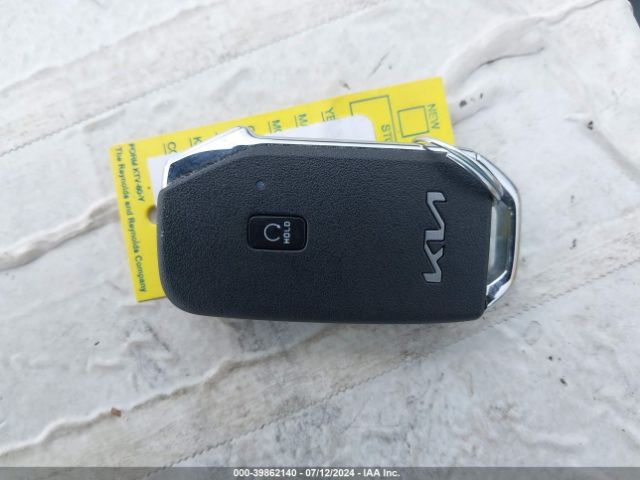KNDCT3LE7R5125896 KIA NIRO SX