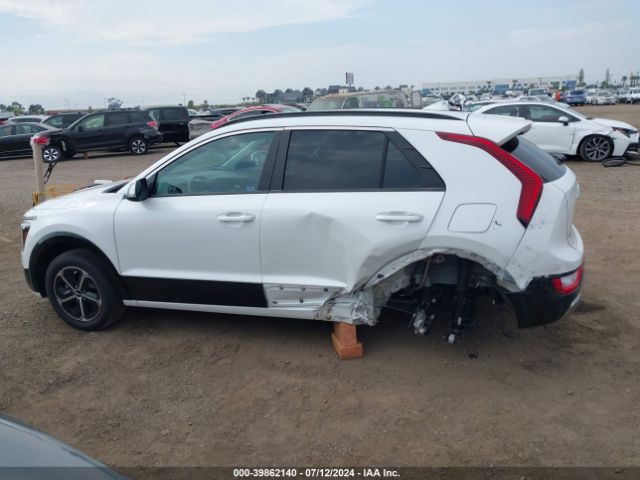 KNDCT3LE7R5125896 KIA NIRO SX