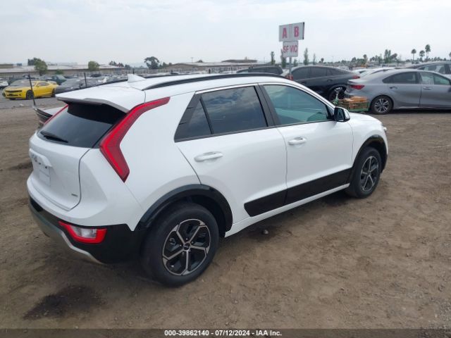 KNDCT3LE7R5125896 KIA NIRO SX