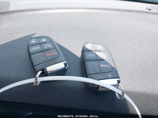 2C3CDXHG4JH188289 Dodge Charger Sxt Plus Rwd