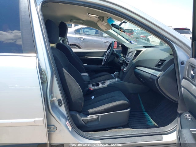 Subaru Outback 2.5i Premium 2014 4S4BRCCC4E3293442 Image 5