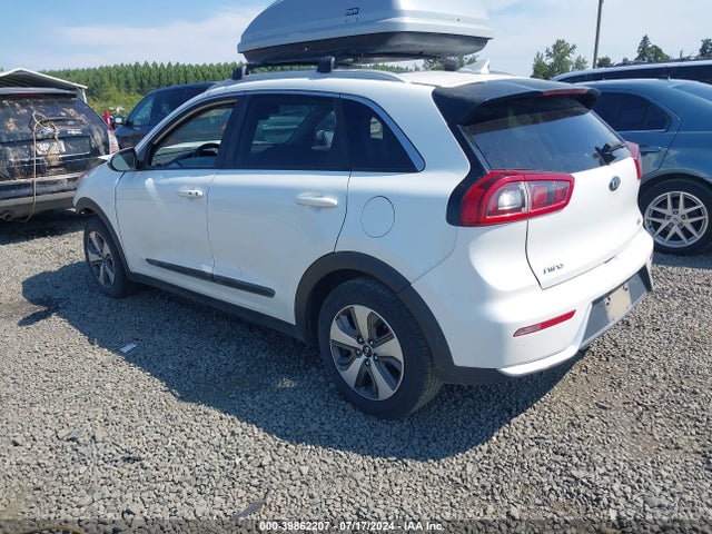 KNDCB3LC3J5210921 KIA NIRO LX