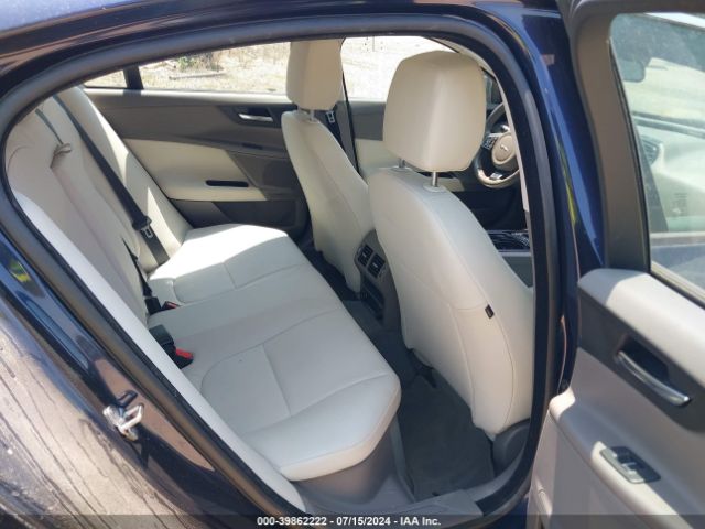 SAJAR4BG1HA965453 Jaguar Xe 25t