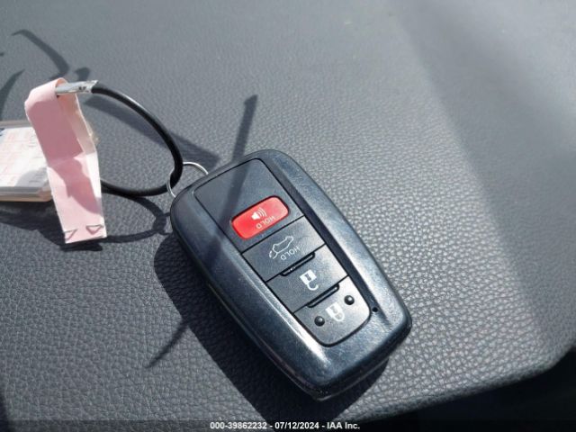 2T3J1RFVXKW038097 Toyota Rav4 Adventure