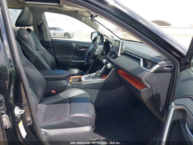 2T3J1RFVXKW038097 Toyota Rav4 Adventure