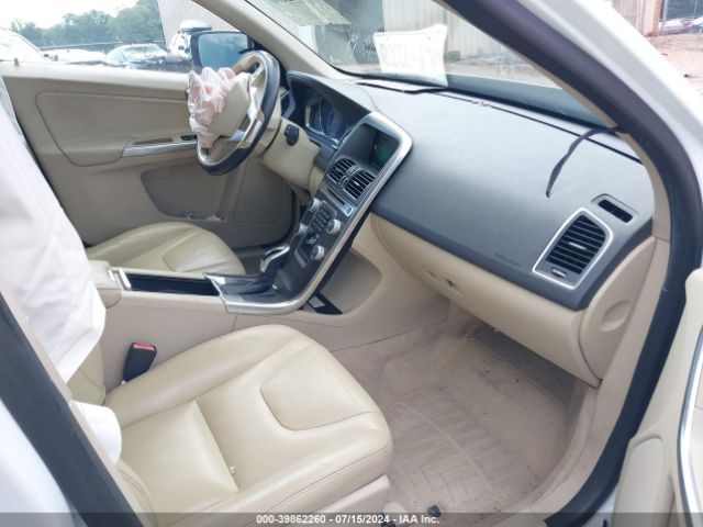 YV4612RK1F2630692 Volvo Xc60 T5/t5 Premier
