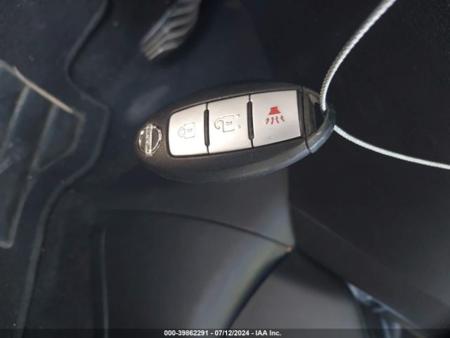 JN1BJ1CP0HW023553 Nissan Rogue Sport Sv