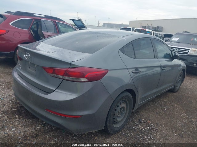 Hyundai ELANTRA SE 2018 KMHD74LF4JU632848 Image 4