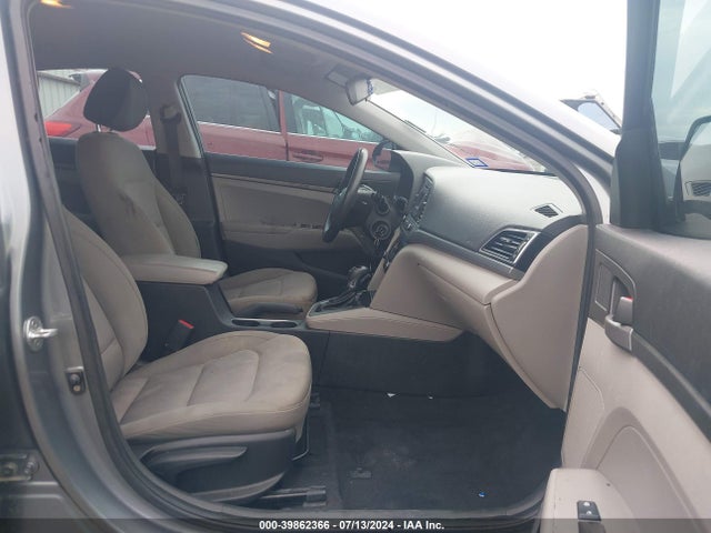 Hyundai ELANTRA SE 2018 KMHD74LF4JU632848 Image 5