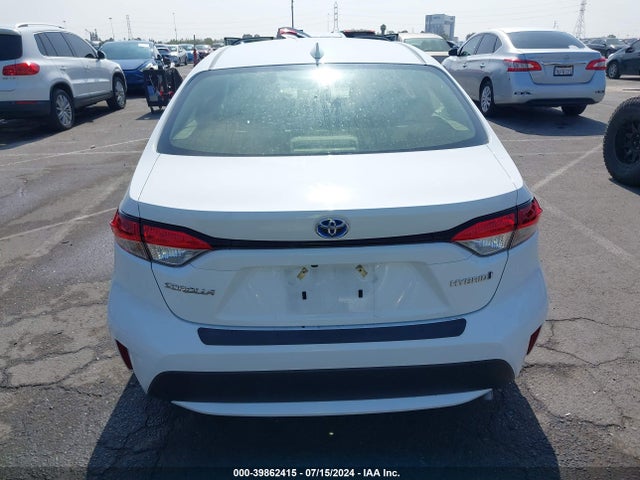 Toyota Corolla Hybrid Le 2022 JTDEAMDE8N3011415 Image 17