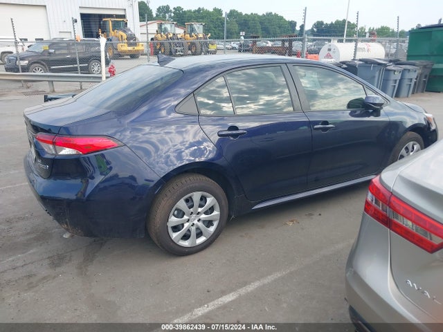 Toyota Corolla Hybrid Le 2024 JTDBCMFE5RJ024540 Image 4