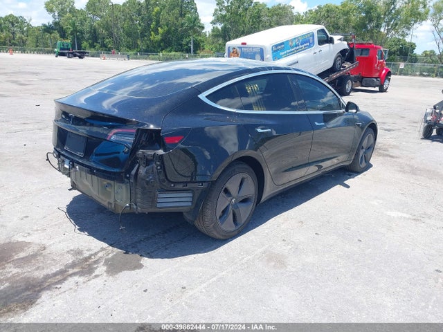 Tesla Model 3 Long Range/mid Range 2018 5YJ3E1EA1JF173115 Image 4